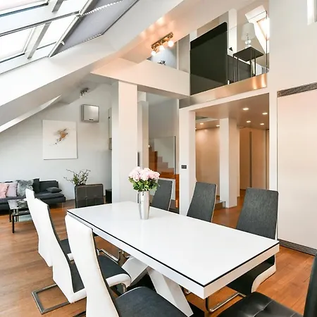 Luxury Duplex With Terrace Prague